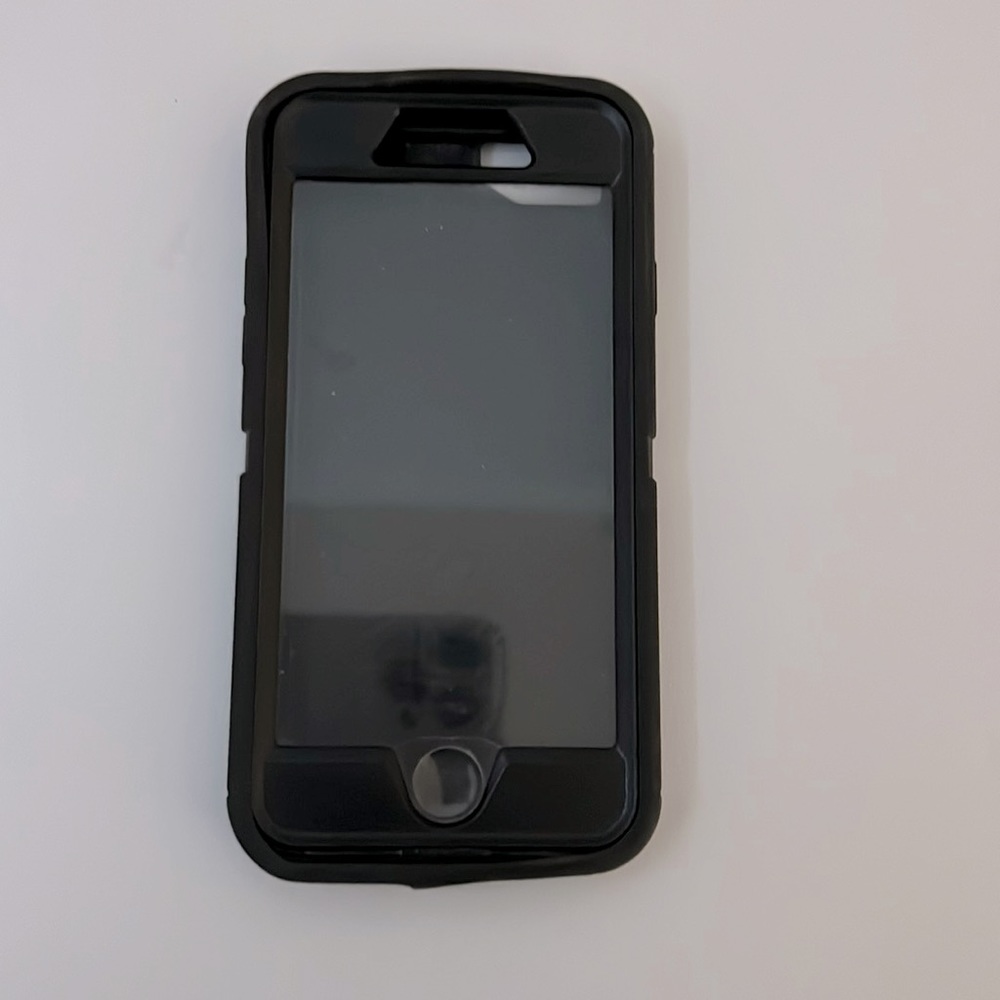 iPhone 6s Black Otter box case